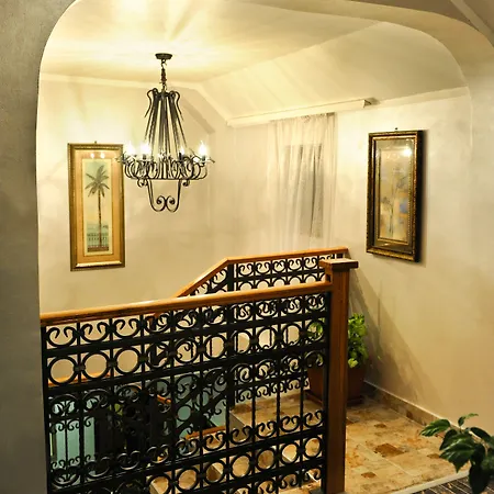 Hotel Evropa 3*