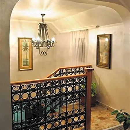 Evropa Hotel 3*